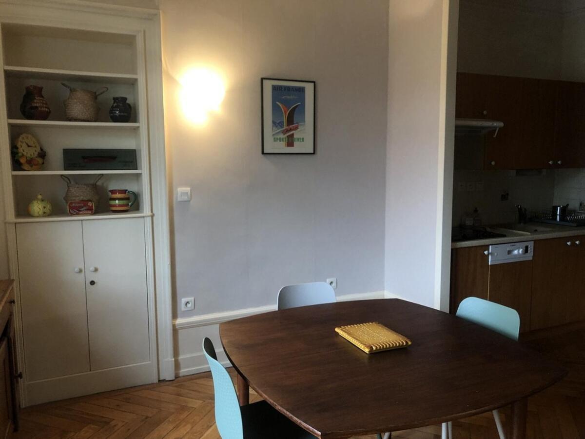 Appartement T2 60 M2 L'Albion Vue Lac 1 Chambre Parking Et Piscine, Centre-Ville * Aix-les-Bains